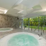 Unique With Air Conditioning Sauna And Swimming Pool By Renters Apartment
